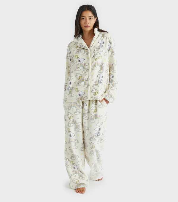 New Look Skinnydip White Snoopy Rainbow Fleece Pyjama Set