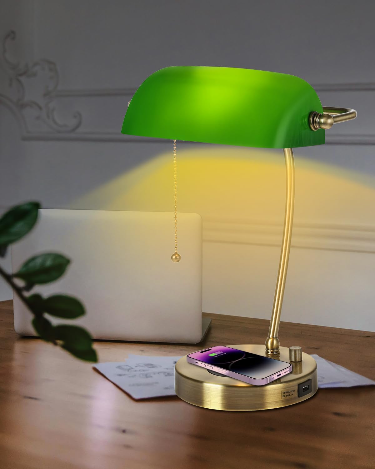 Newrays Newrays Green Glass Bankers Desk Lamp With Wireless Charger USB Charging Port LED Bulb Included