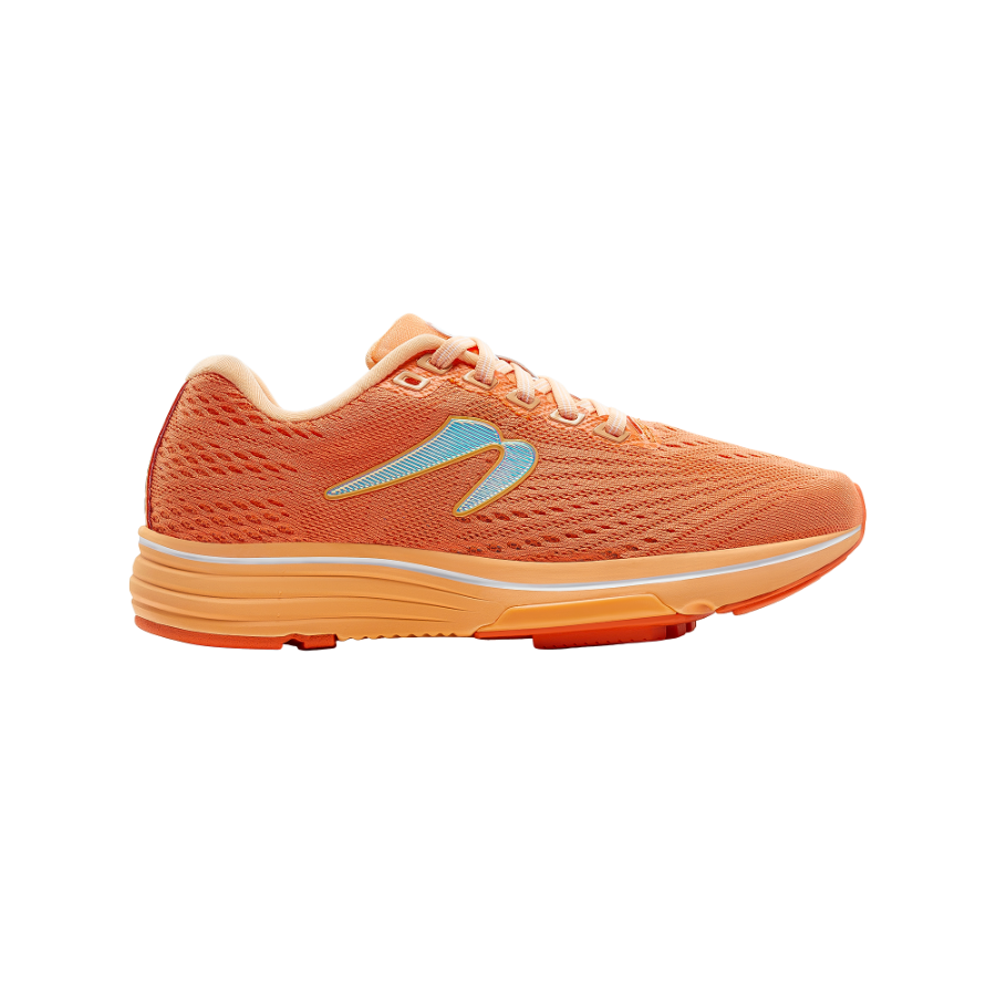 newton running Women's Momentum Melon/White