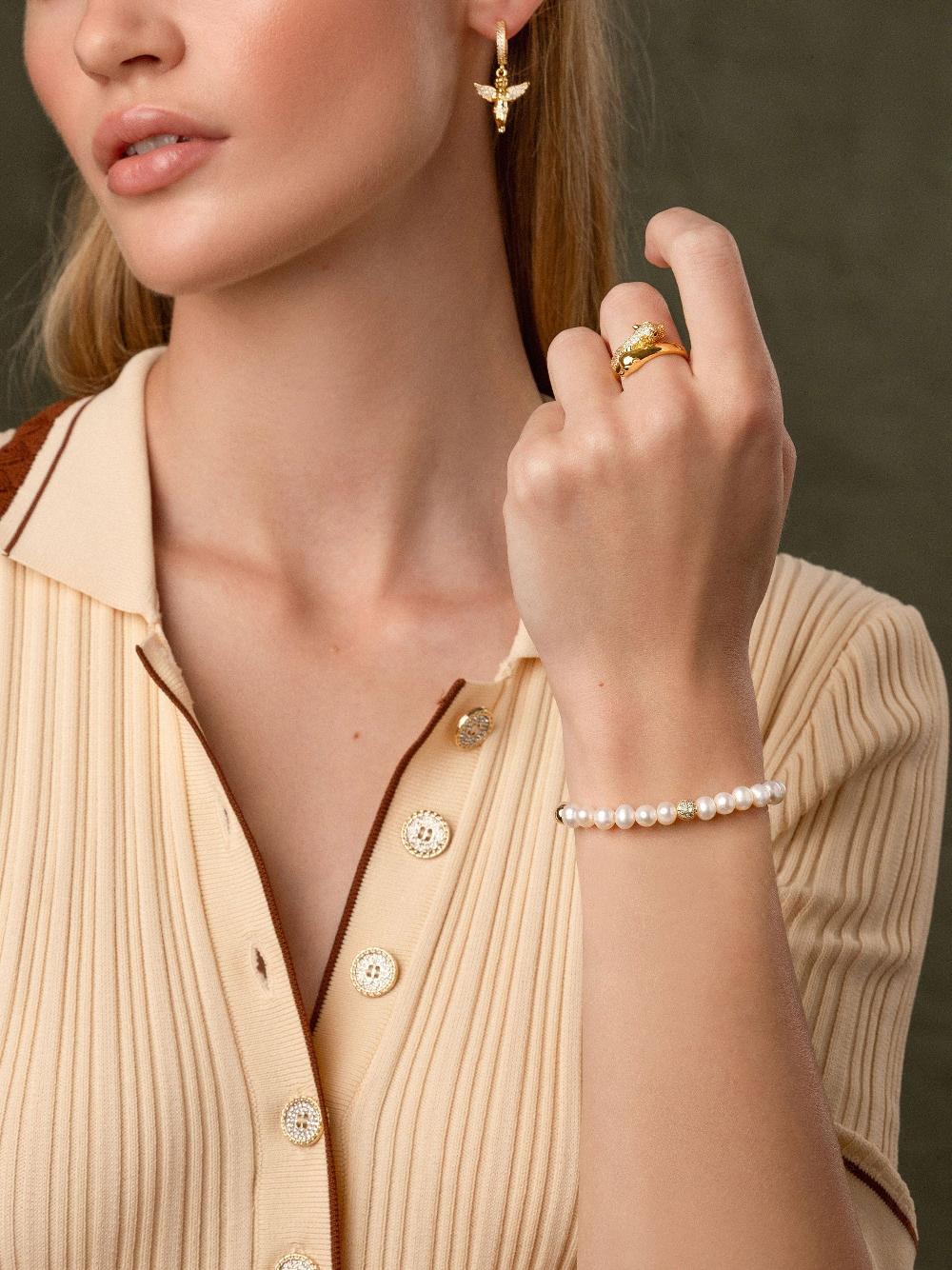 Nialaya Wristband With Pearl And Gold