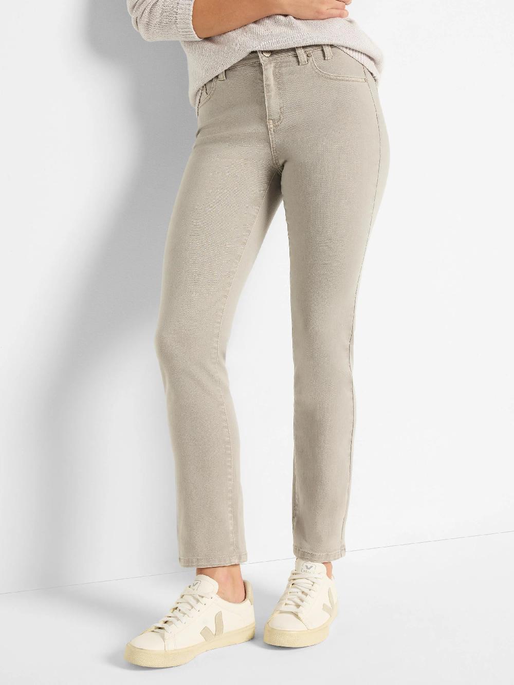nic zoe 28" Daytrip Straight Ankle Jeans