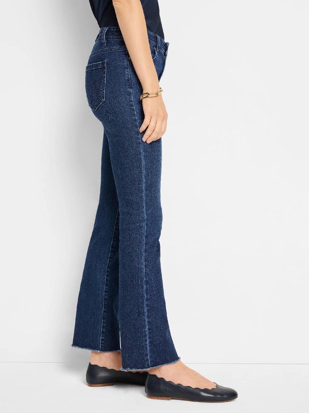 Nic Zoe 28" Mid Rise Demi Boot Jeans