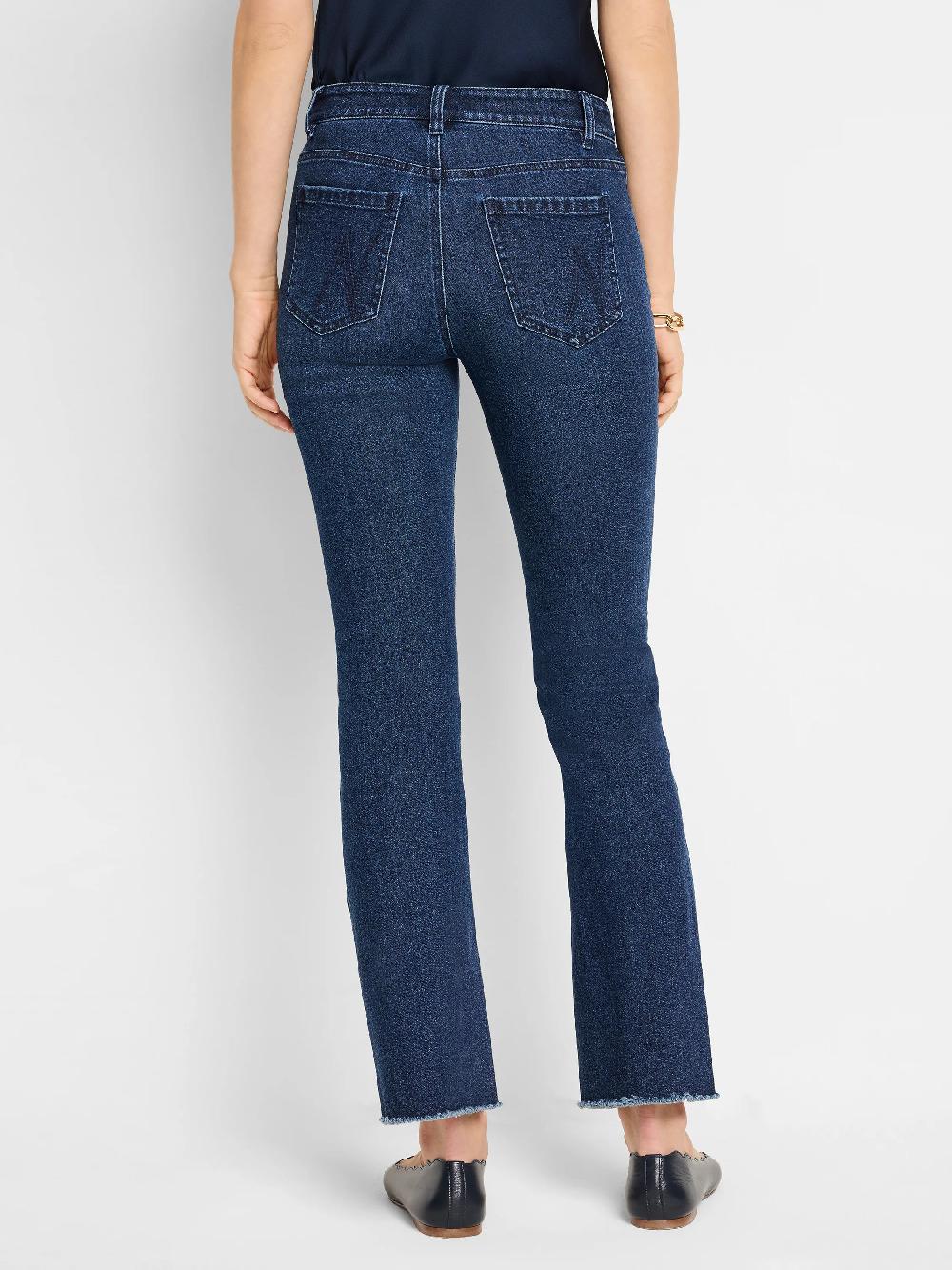 Nic Zoe 28" Mid Rise Demi Boot Jeans