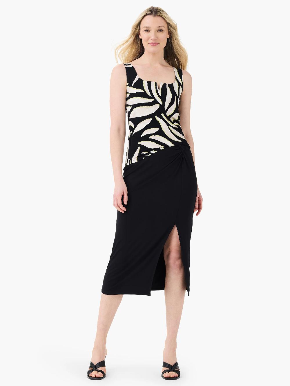 Nic Zoe Breezy Leaves Split Neck Tank