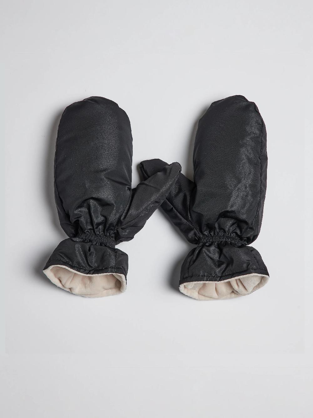 nic zoe Hat Attack Apres Ski Mitten