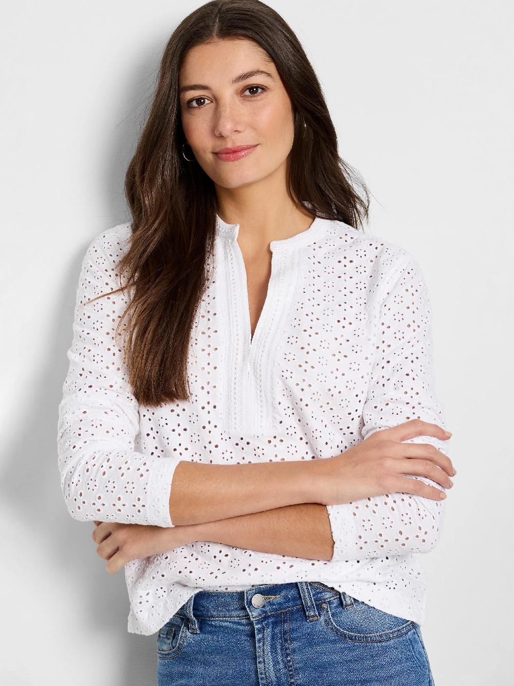 nic zoe Knit Eyelet Split Neck Top