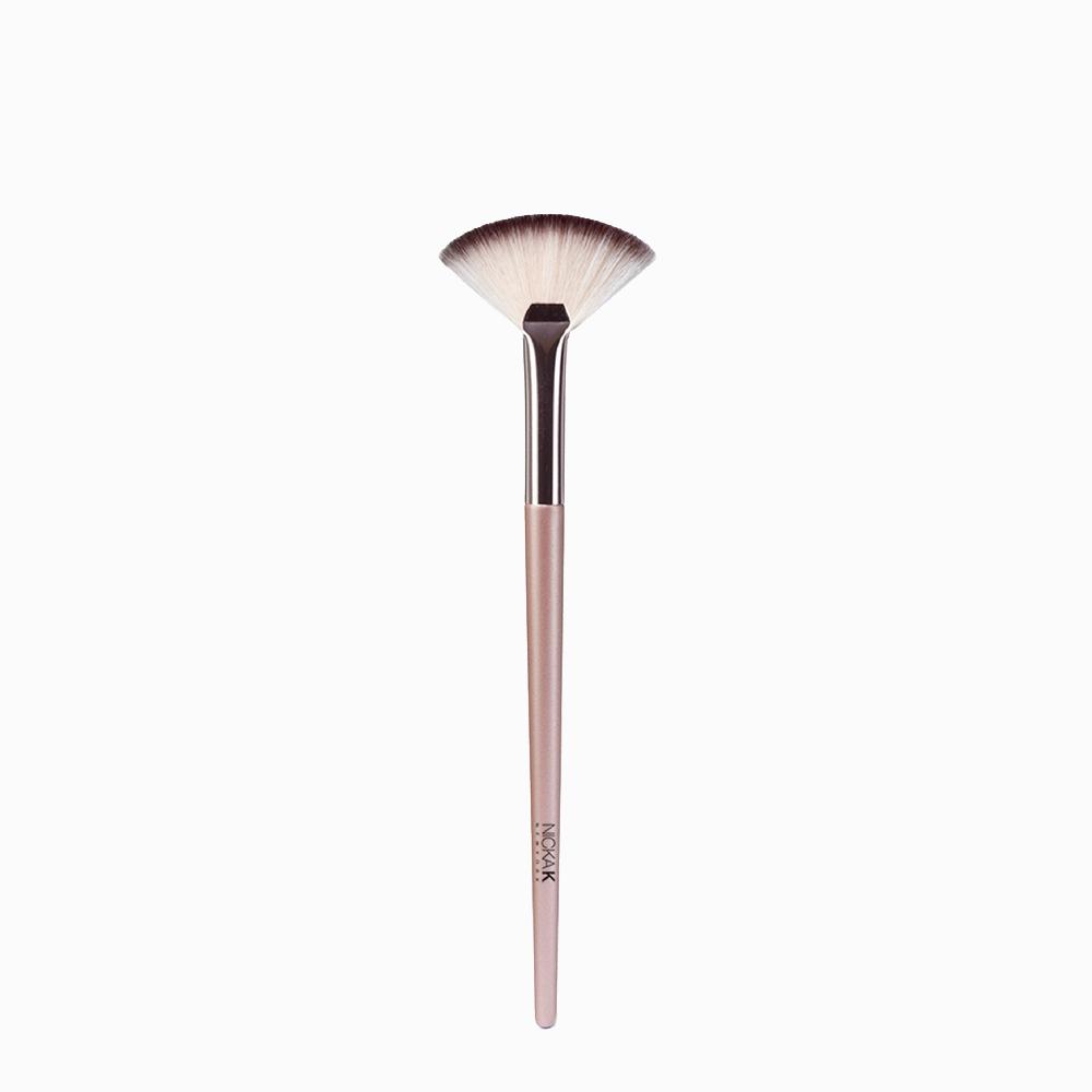 nicka k new york Mini Fan Brush