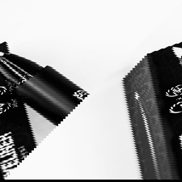 Niclay Florian Ferino - Glue Eyeliner