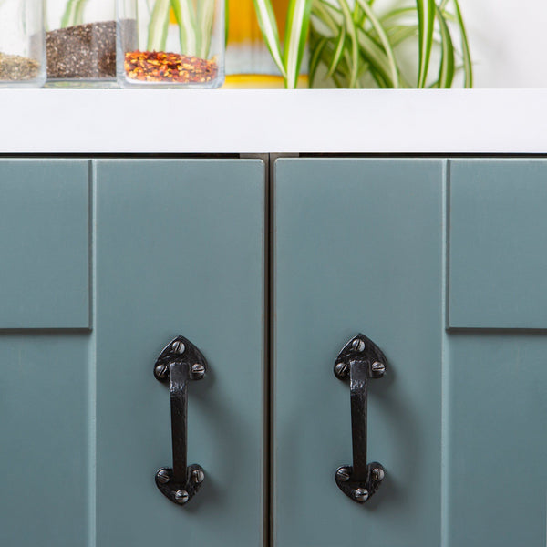 Nicola Spring 100mm Black Rustic Arrowhead Door Handle