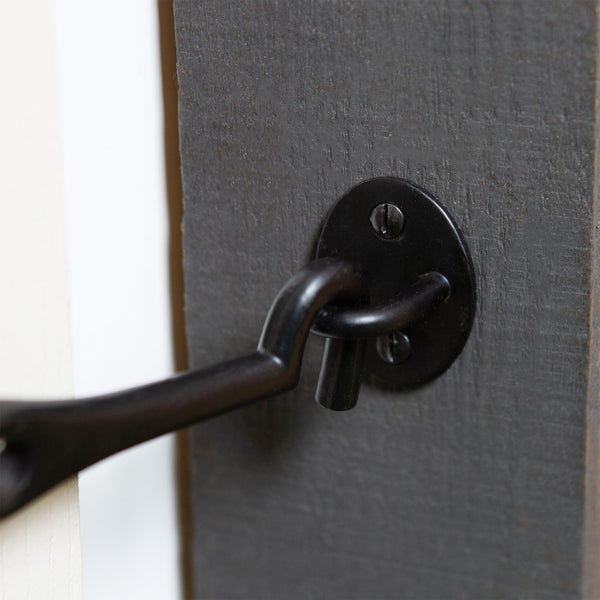 Nicola Spring 125mm Black Rustic Cabin Hook And Eye