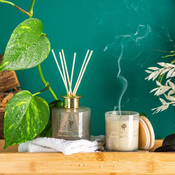 Nicola Spring 130g Green Pomelo & Passion Fruit Soy Wax Scented Candle