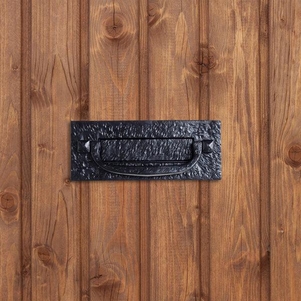 Nicola Spring 270mm X 110mm Black Antique Letter Plate With Knocker