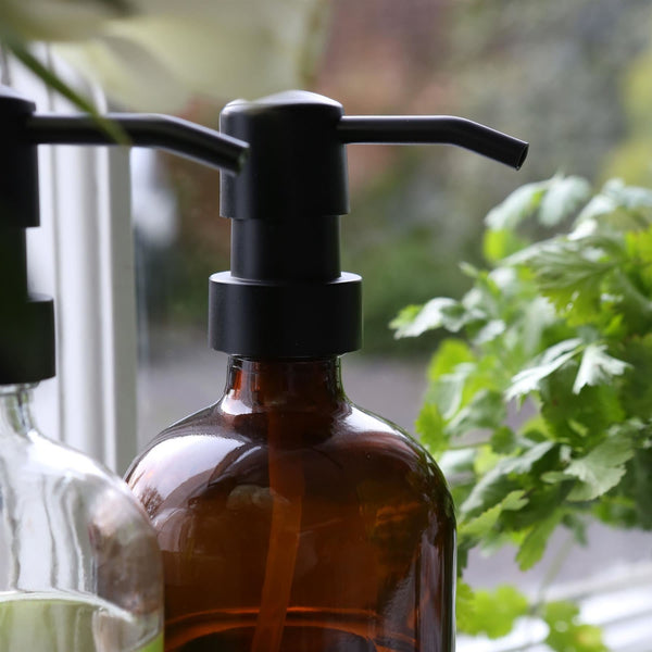 Nicola Spring 2pc 500ml Amber Glass Soap Dispenser With Black Labels & Bamboo Tray