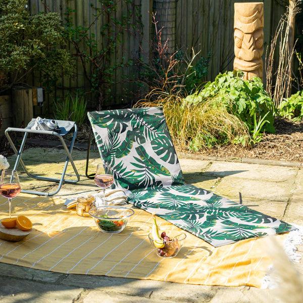 Nicola Spring 4pc Banana Leaf Folding Beach Chair & Lounger Set