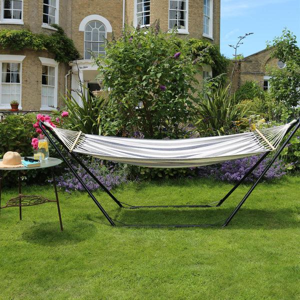 Nicola Spring Deluxe Cotton Garden Hammock With Metal Stand