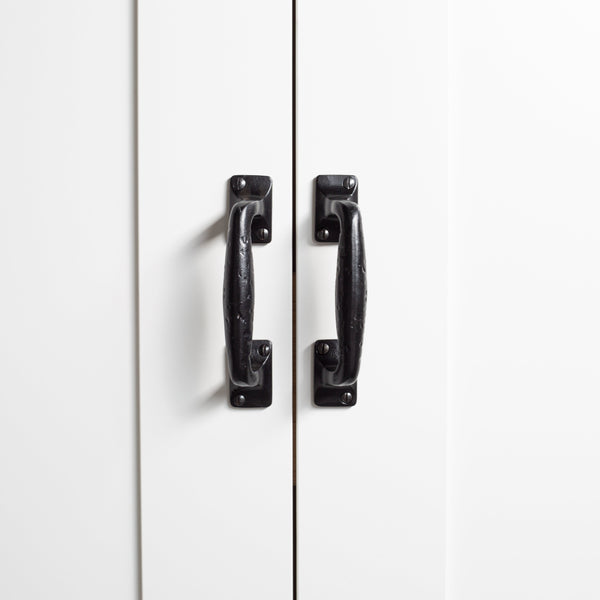 Nicola Spring 150mm Black Forged Barn Door Handle