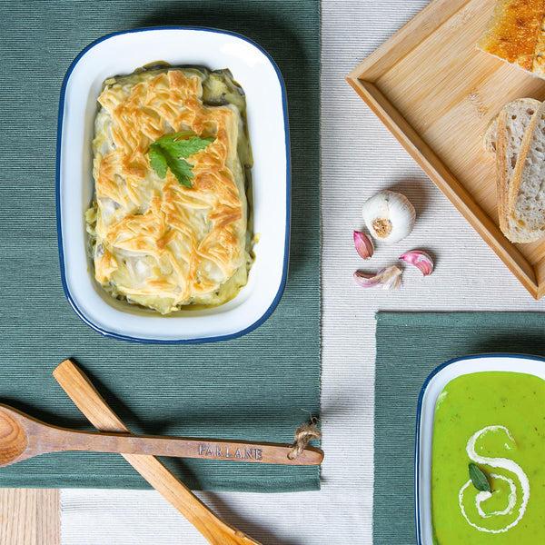 Nicola Spring 16 X 12cm White Enamel Pie Dish - Navy