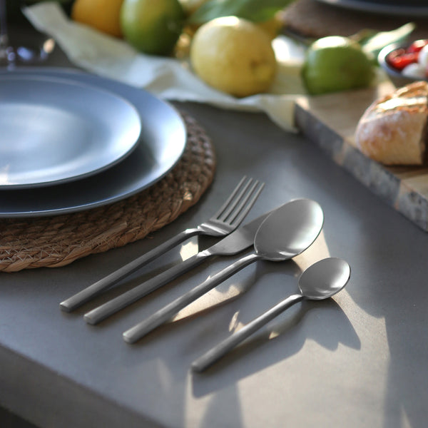 Nicola Spring 16pc Stainless Steel Cutlery Set