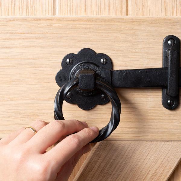 Nicola Spring 195mm Black Rose Ring Gate Latch