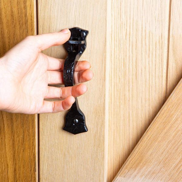 Nicola Spring 240mm Black Rustic Suffolk Latch