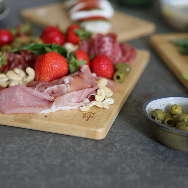 Nicola Spring 3 Piece Bamboo Chopping Board Set