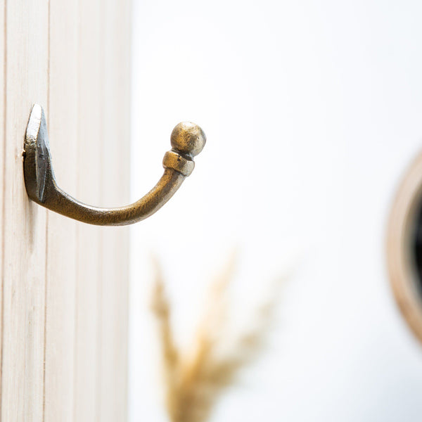 Nicola Spring 35mm X 40mm Brass Arrow Head Hook