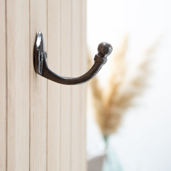 Nicola Spring 35mm X 40mm Raw Arrow Head Hook