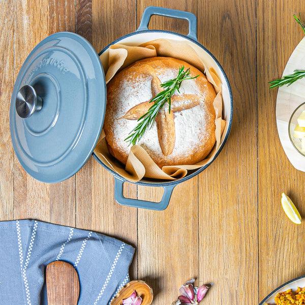 Nicola Spring 4.5L Cast Iron Casserole Dish