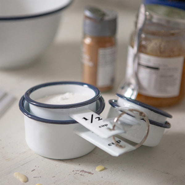 Nicola Spring 4pc White Enamel Measuring Cups Set