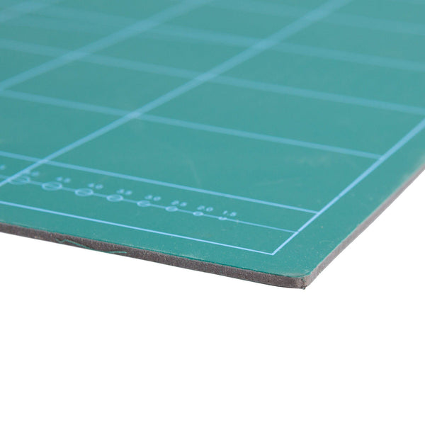 Nicola Spring Green A1 (60 X 90cm) Cutting Mat