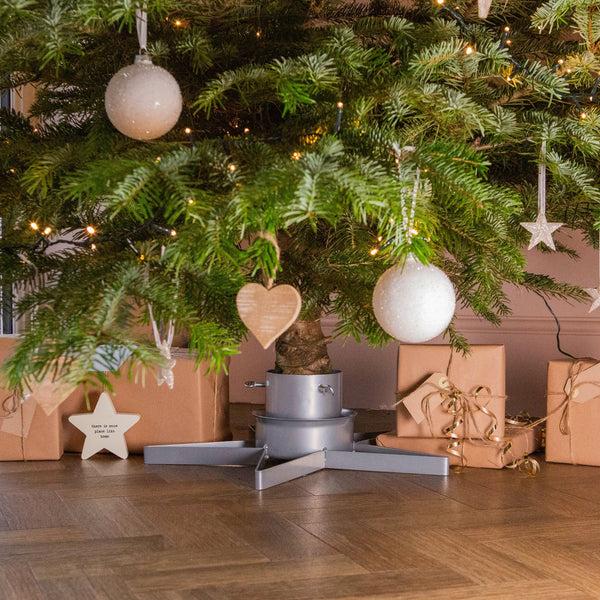 Nicola Spring Metal Star Christmas Tree Stand