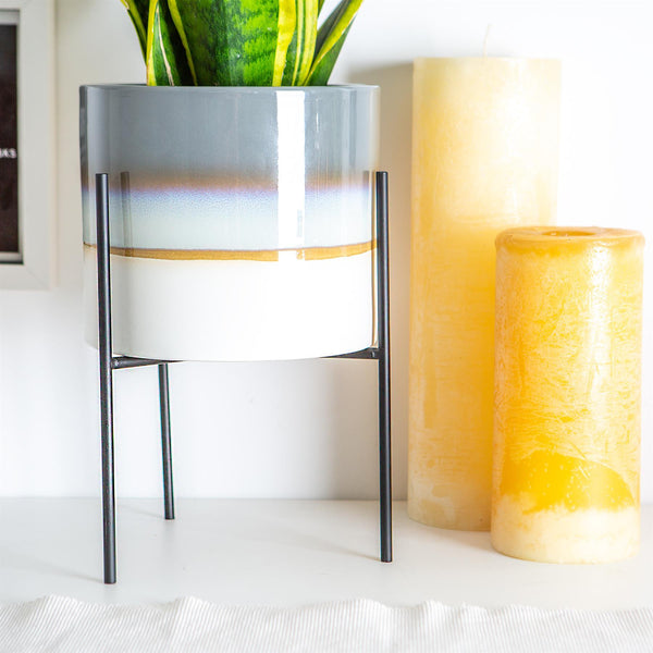 Nicola Spring Plant Pot Stand