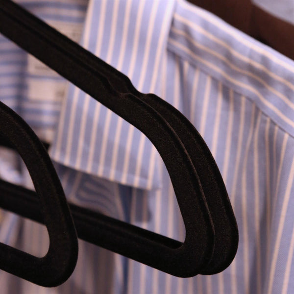 Nicola Spring Non-Slip Velvet Hangers - 45cm - Pack Of 25