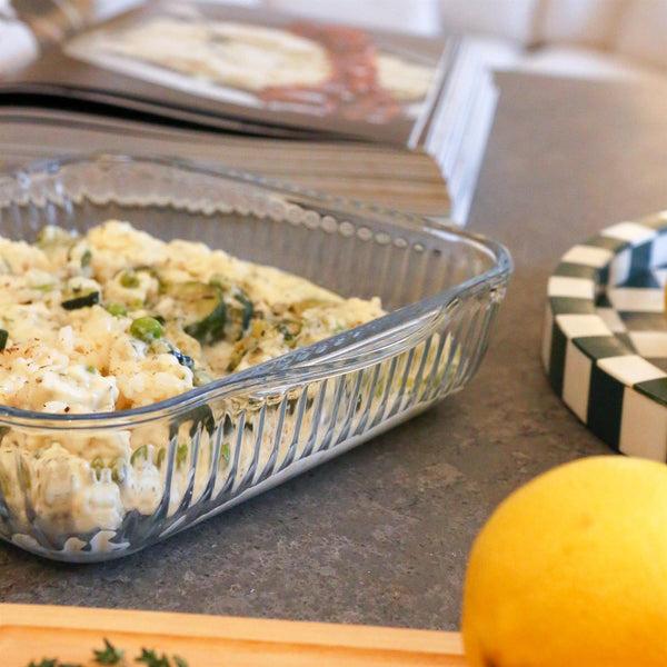 Nicola Spring Optical Square Glass Oven Dish With Lid - 24cm X 21cm