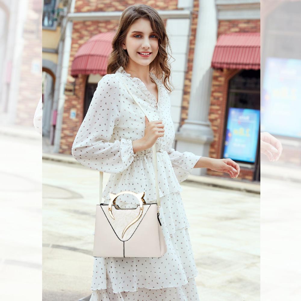 Nicole & Doris Cat Shape Handle Flower Carved Pattern Handbag