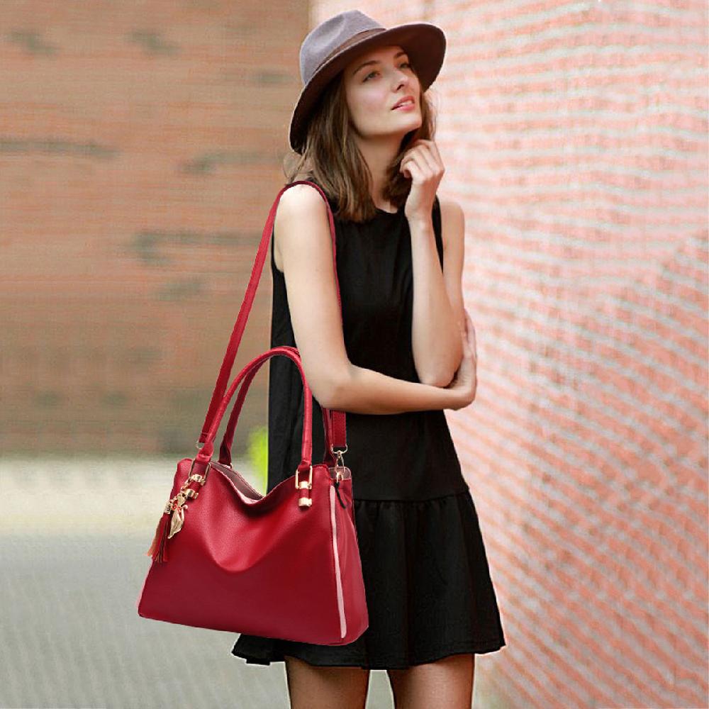 Nicole & Doris Cat Bag Charm Decor Handbag