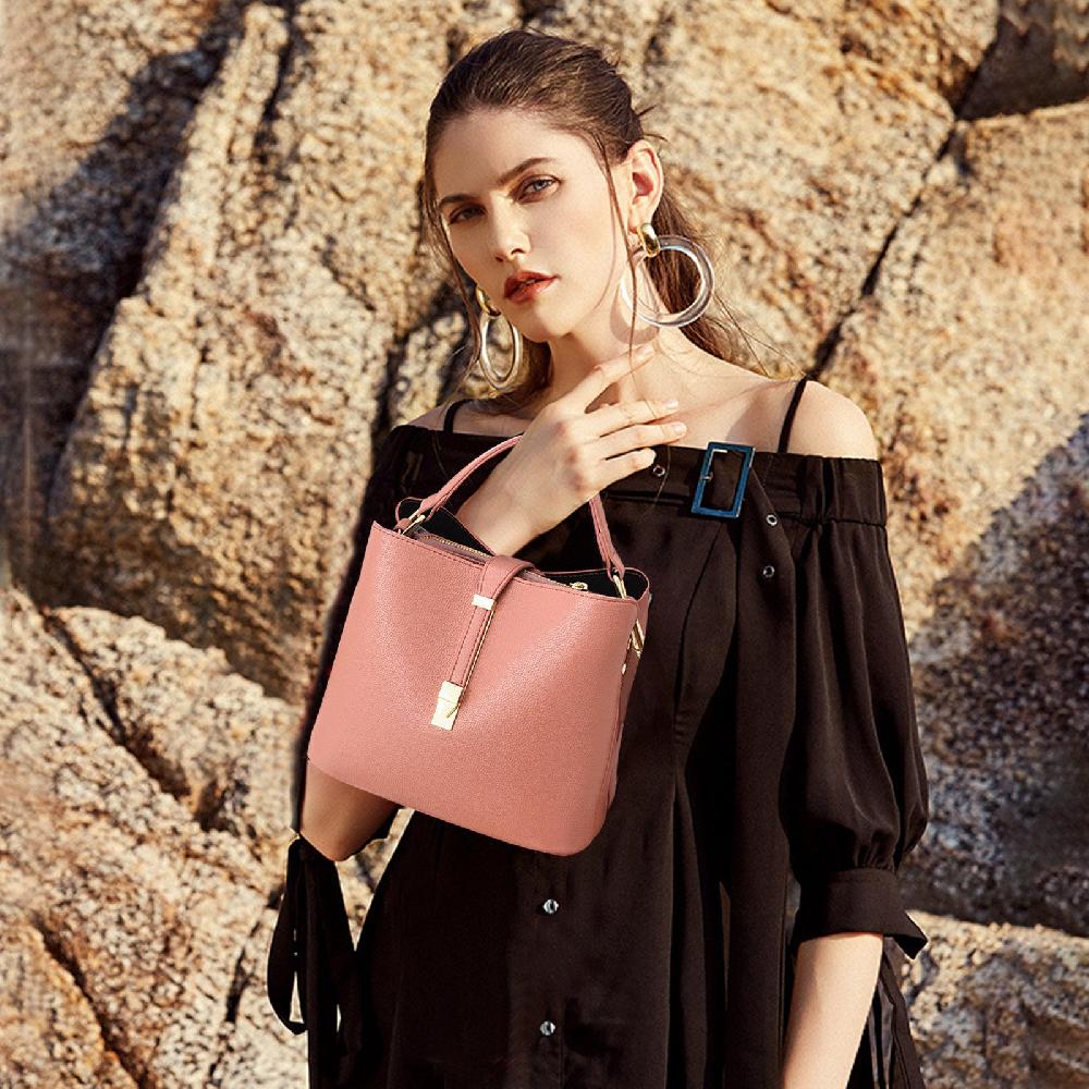 Nicole & Doris Female Classic Plain Messenger Bag