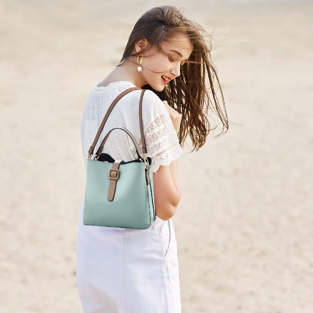 Nicole & Doris Girl's Mini Bucket Bag