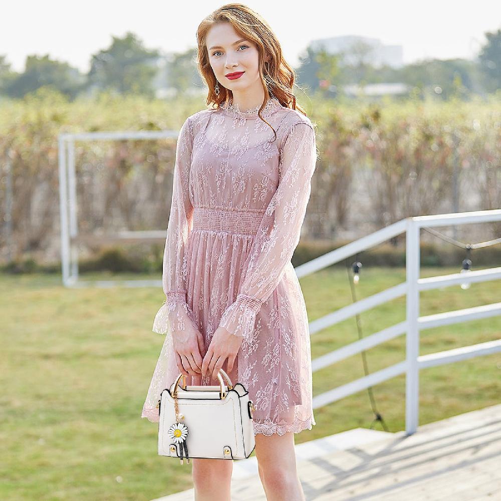 Nicole & Doris Handbag With Flower Pendant