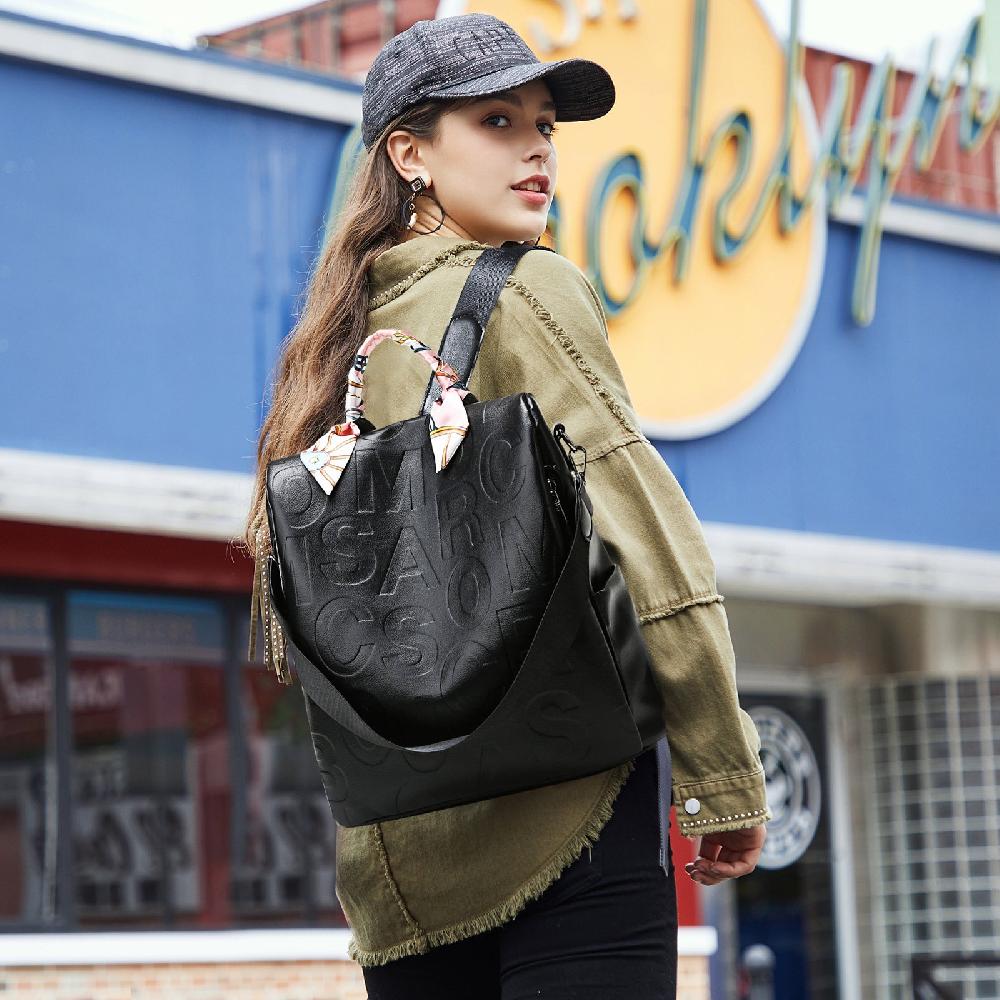 Nicole & Doris Printed Shoulder Bags