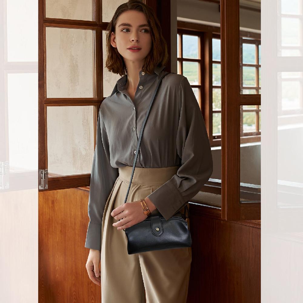 Nicole & Doris Small Crossbody Bag