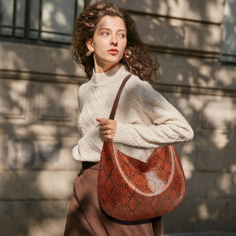 Nicole & Doris Snakeskin Pattern Hobo Bag