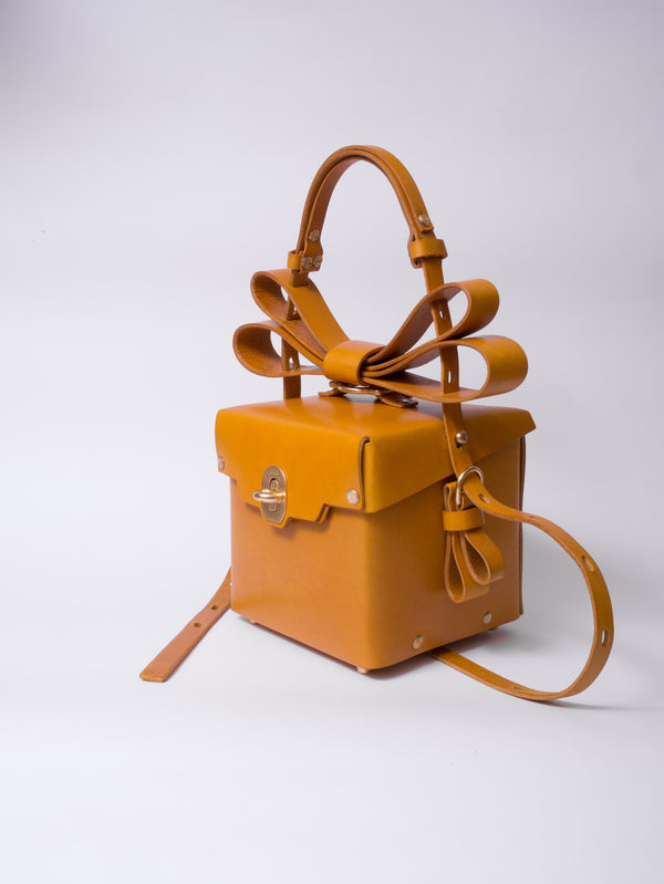Niels Peeraer Gift Box Bag - 2025 Ribbon Edition/ Stock Clearance