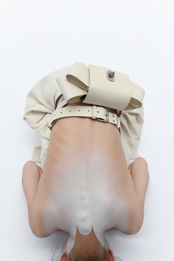 Niels Peeraer MADE TO ORDER/ Obi Asym Beltbag