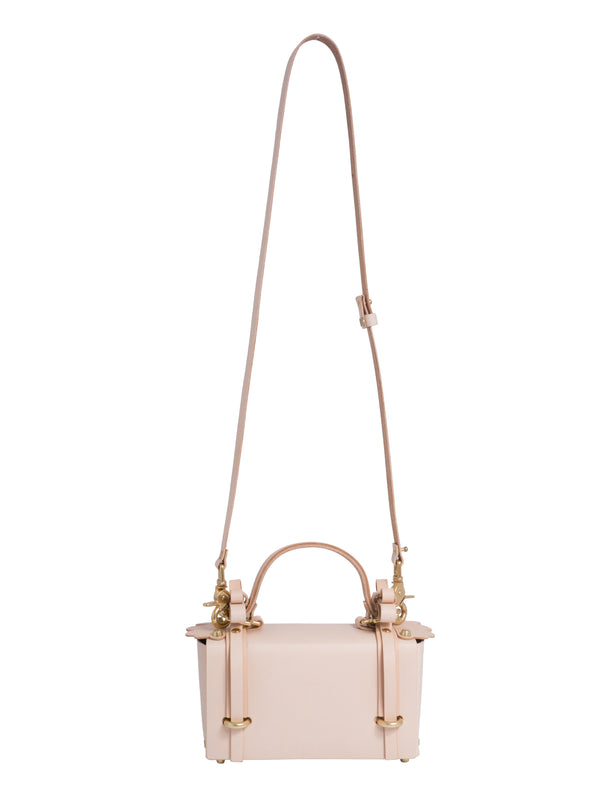 Niels Peeraer MADE TO ORDER/ Winged Box