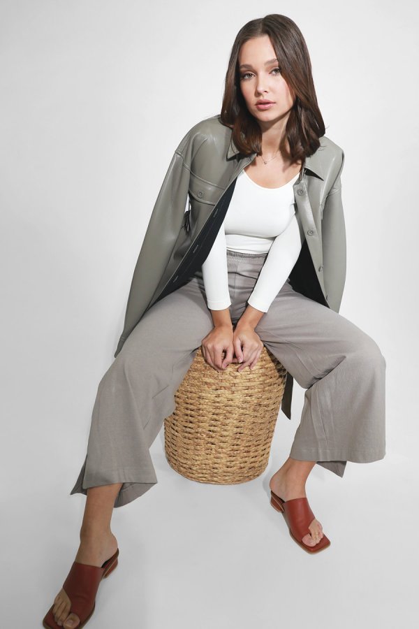 Nikibiki 3/4 Sleeve Scoop Neck Top