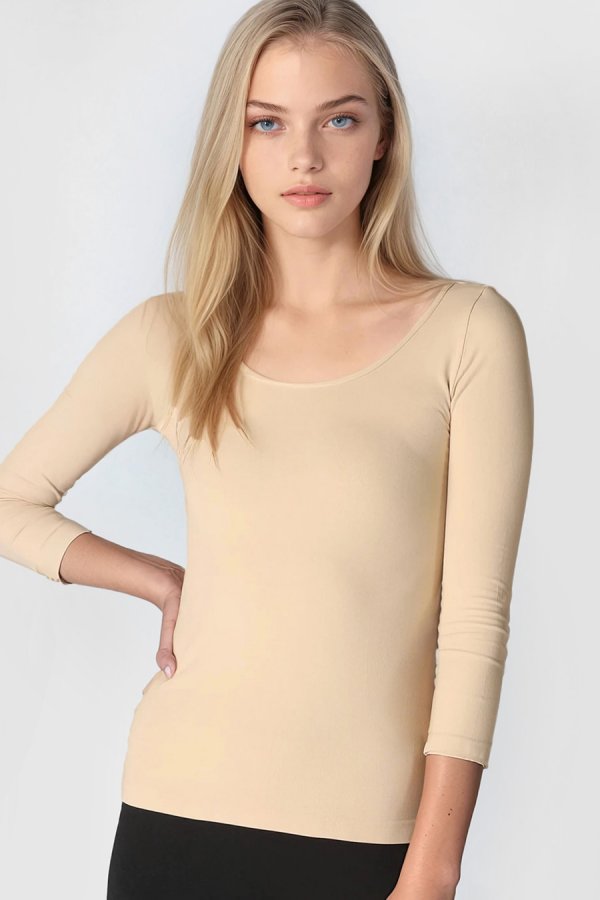 nikibiki 3/4 Sleeve Scoop Neck Top