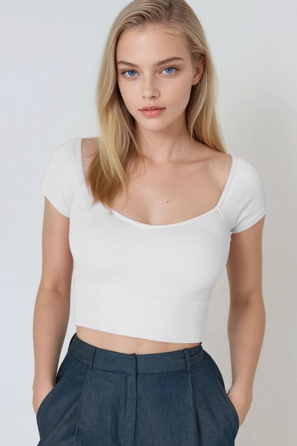 nikibiki Cap Sleeve Sweetheart Crop Top