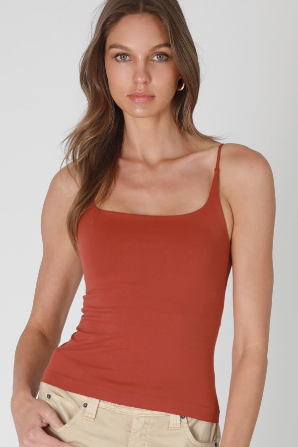 nikibiki Clean Line Square Cami