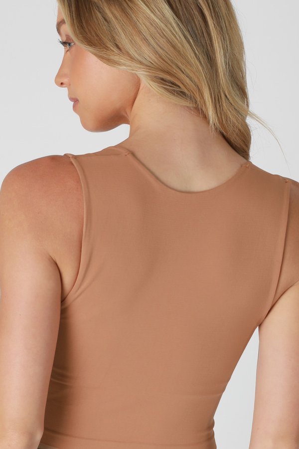 Nikibiki Clean Line Square Neck Top